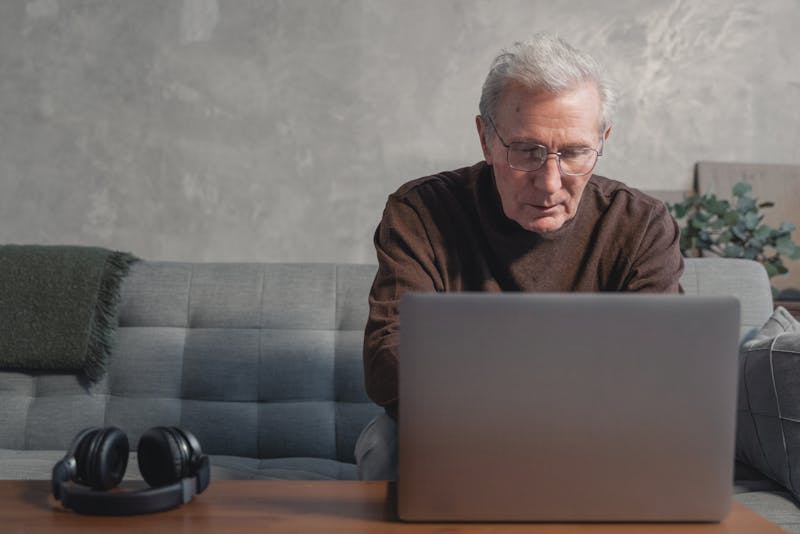 what-is-and-who-owns-consumer-cellular