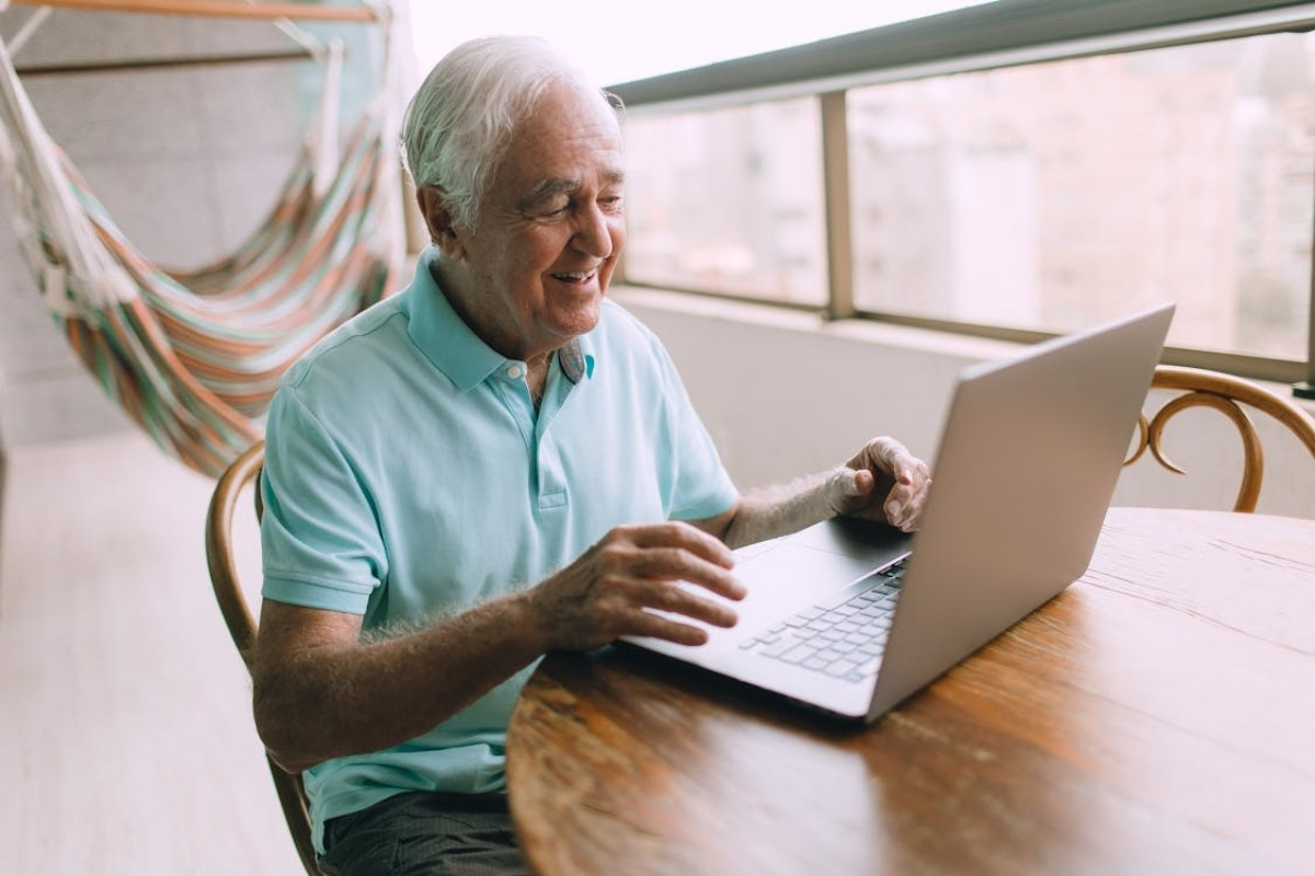 Learn how to get a free laptop with food stamps in this simple guide