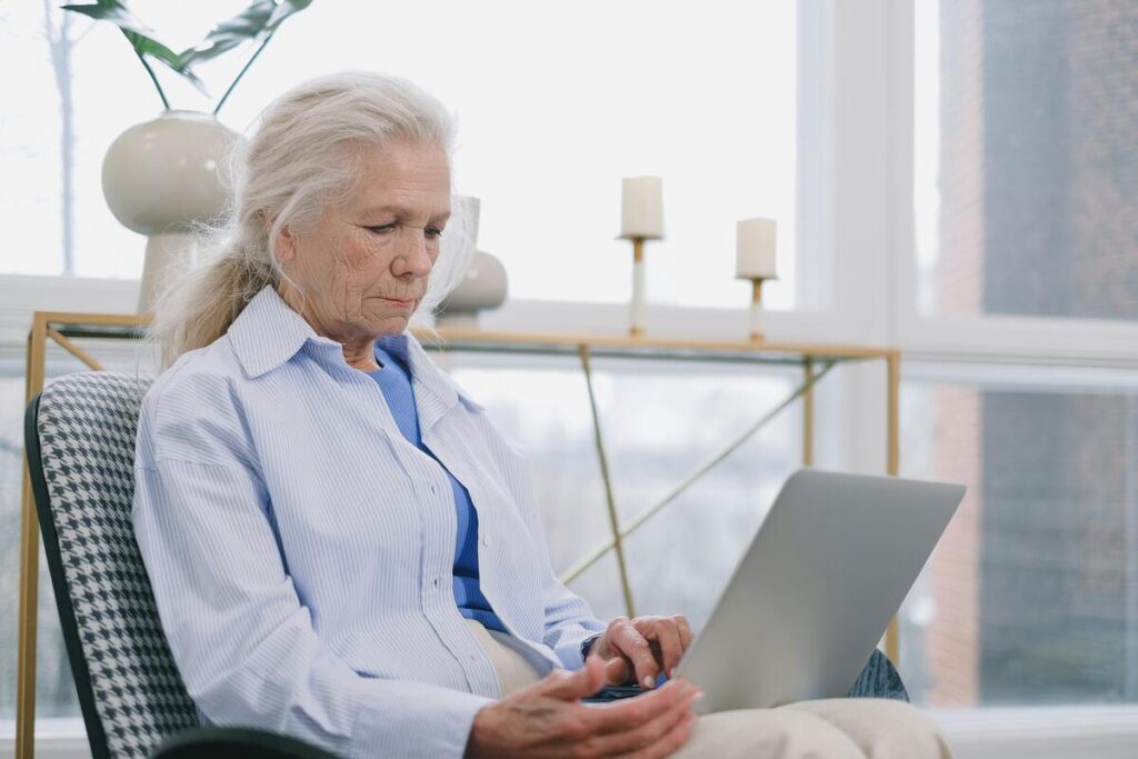 what-age-is-considered-senior-citizen