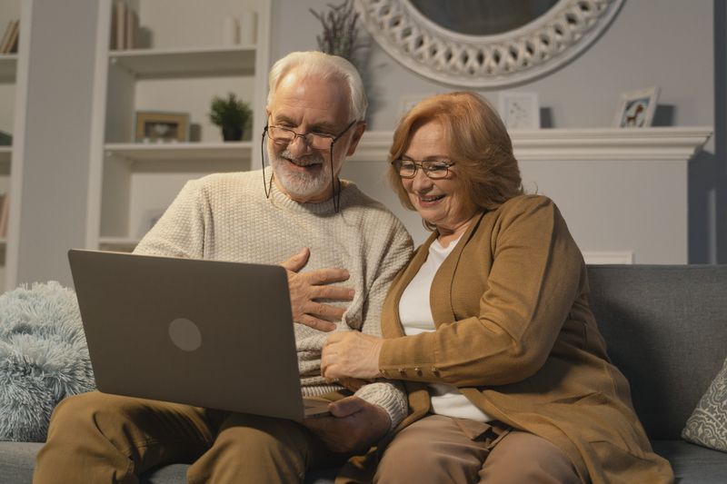 who-qualifies-for-a-free-laptop-with-ebt