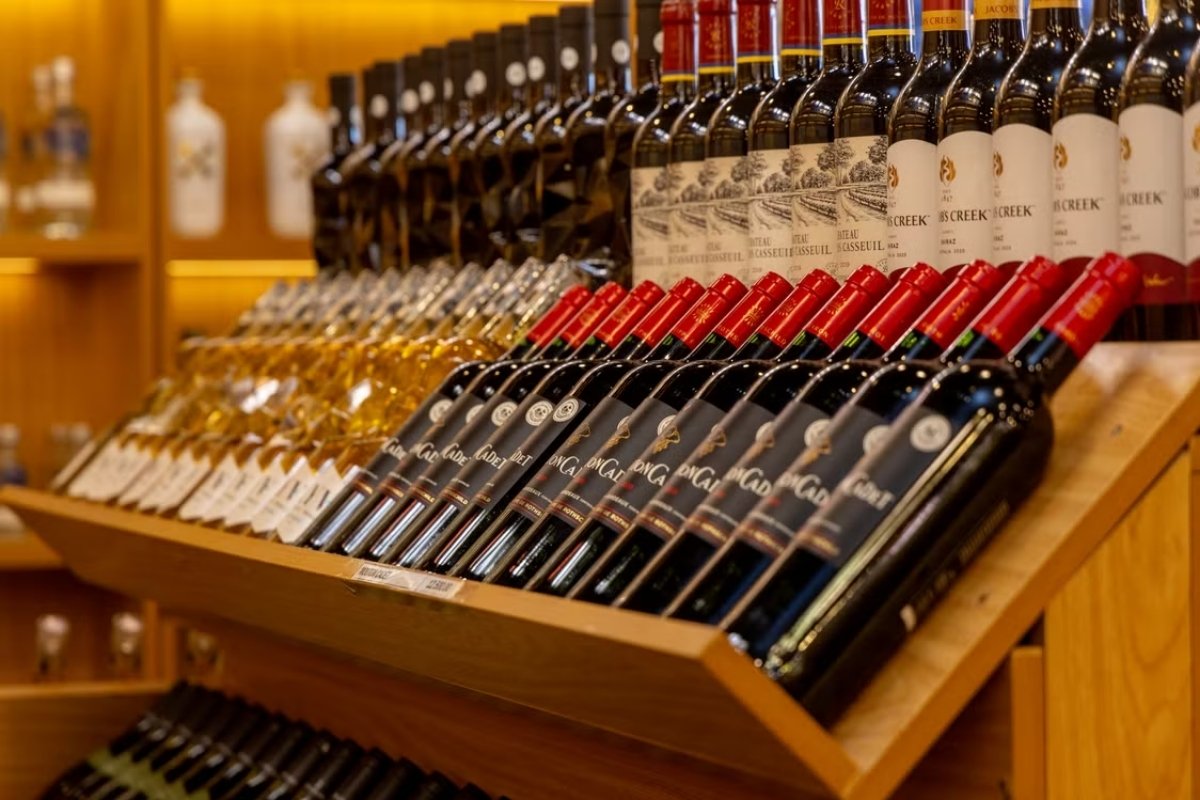 Discover the total wine senior discount and how older adults can save on wine and beverages in 2026