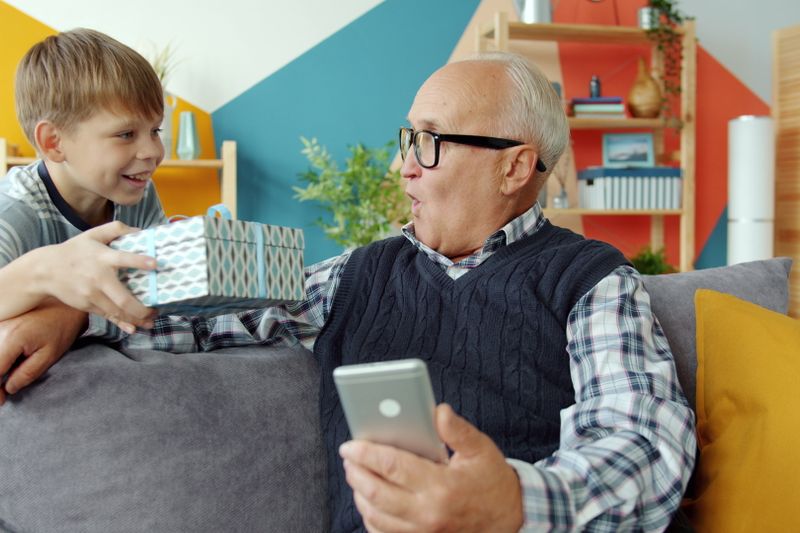 personalized-gifts-for-senior-citizens