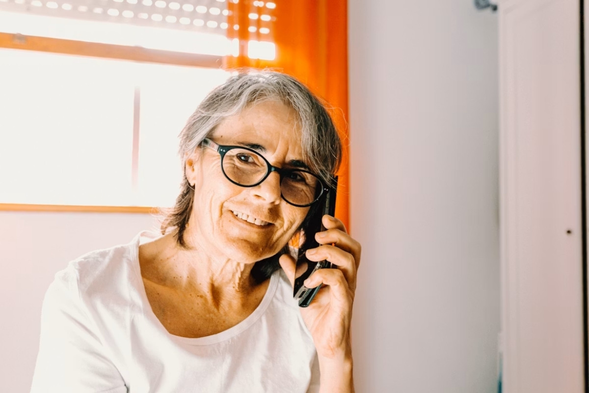 Best phone for seniors with simple design